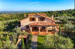 Renovated villa a walking distance from Montepulciano