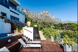 Immaculate Property with Stunning Views in Camps Bay