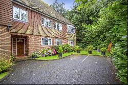 Grove Road, Beaconsfield, Buckinghamshire, HP9 1PT