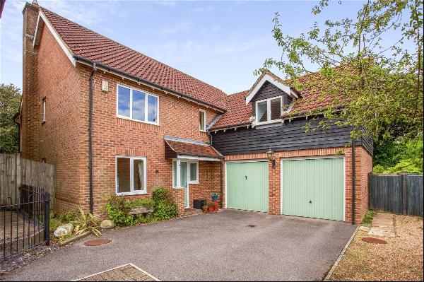 Pigeonhouse Field, Sutton Scotney, Winchester, Hampshire, SO21 3NJ