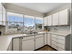 40 Avenue U Unit 7, Seaside OR 97138