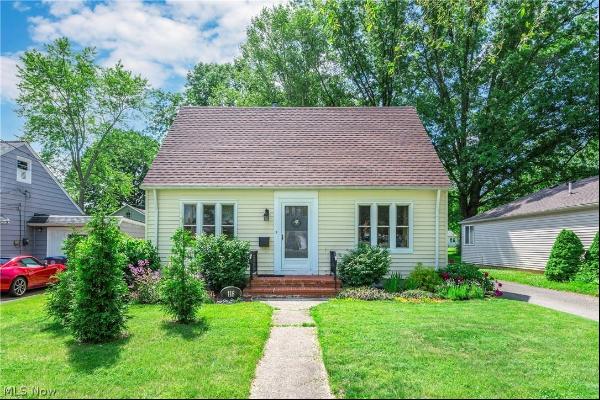 118 Hollywood Street, Oberlin OH 44074