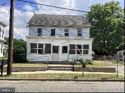 87 Main Street, Bridgeport NJ 08014