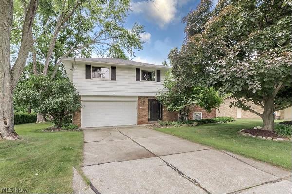 2622 Alan Drive, Willoughby Hills OH 44092