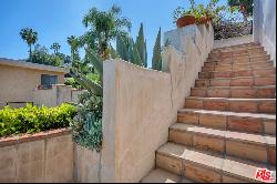 6881 Yeager Place, Los Angeles CA 90068