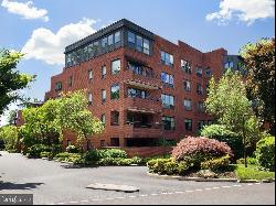 101 Cheswold Lane Unit 4-G, Haverford PA 19041