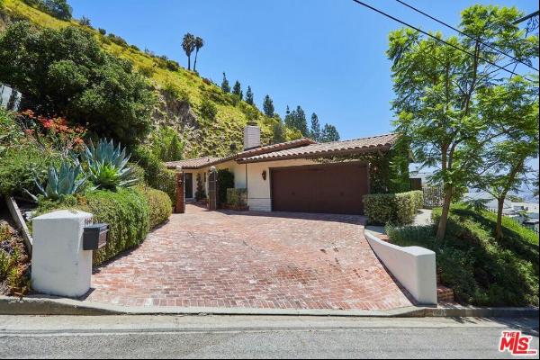 1662 Marmont Avenue, Los Angeles CA 90069