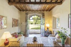 Elegant estate in the enchanting scenery of Tuscia