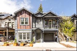 Newly Built Old Town 4BR With Stunning Finishes!