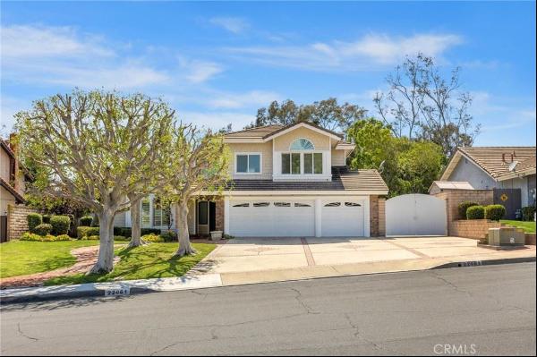 22061 Midcrest Drive, Lake Forest CA 92630