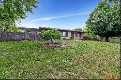 525 E Twisted Oak Rd, Derby KS 67037