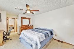 525 E Twisted Oak Rd, Derby KS 67037