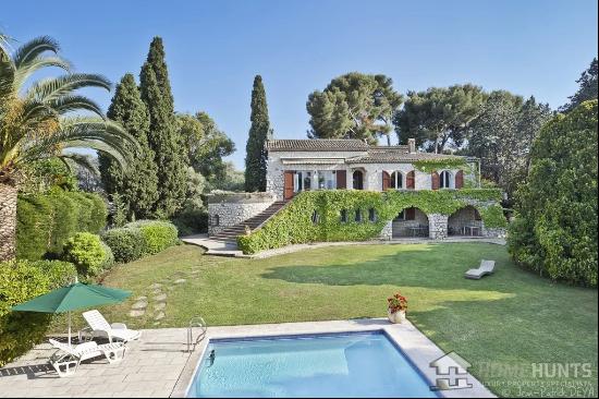 Vente - Villa Antibes (Cap d'Antibes) - 4a 990a 000a 