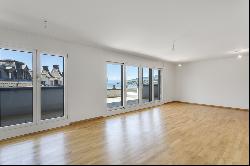 Luxury penthouse apartment, ideal location in the town centre