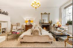 Luxury flat on one of South Kensington’s most prestigious private squares