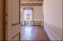 Turn-key apartment in noble palazzo