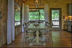 Foster Cove Lodge - Rustic Warmth and Contemporary Flair