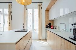 Marseille 7th - Renovated Duplex with 3 Bedrooms