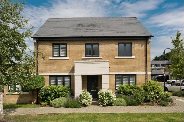 Carleton Avenue, East Molesey, Surrey, KT8 0AL