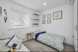 Carleton Avenue, East Molesey, Surrey, KT8 0AL