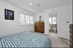 Carleton Avenue, East Molesey, Surrey, KT8 0AL