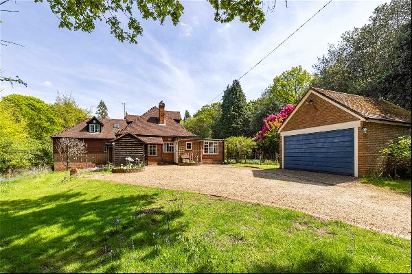 Birches Lane, Gomshall, Guildford, GU5 9QR