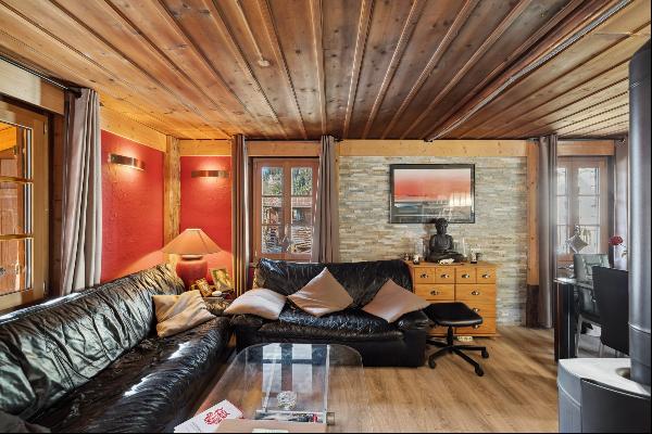 Attractive two-apartment chalet near Verbier