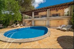 Spacious Villa for sale with superb golf views