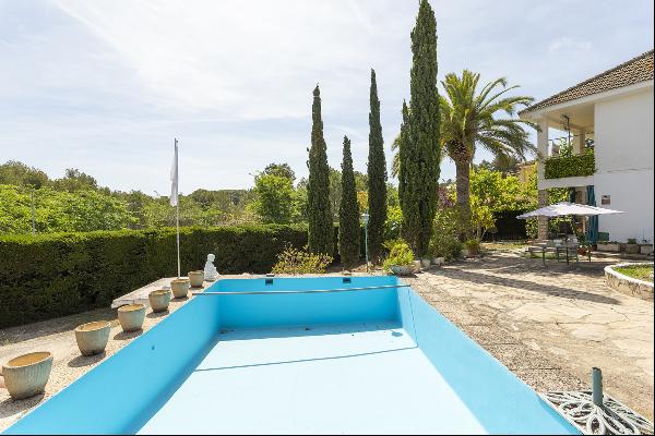 Villa on a plot of 1100 m2, with swimming pool, close to international schools.