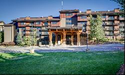 Stunning Slopeside Condo