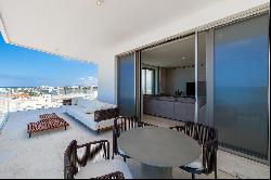 Three Bedroom Luxury Sea View Apartment in Pafos