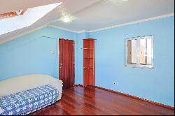 Flat, 3 bedrooms, for Sale