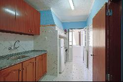 Flat, 3 bedrooms, for Sale