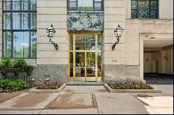 179 E Lake Shore Drive #15W, Chicago IL 60611