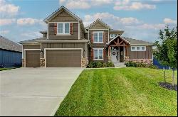 2105 Foxtail Drive, Kearney MO 64060