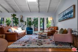 2542 Laurel Pass, Los Angeles CA 90046