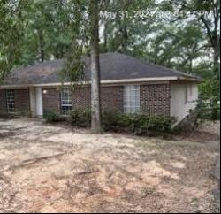 1537 Deerwood Drive W, Mobile AL 36618