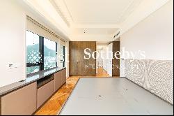 3 Repulse Bay Road