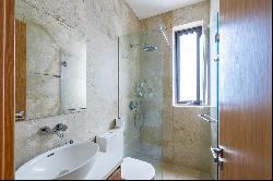 Three Bedroom Luxury Villa in Pafos Suburb
