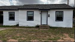 4601 Ave L #B, Lubbock TX 79412