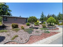 605 Glenbrook Cir, Florence OR 97439