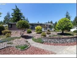 605 Glenbrook Cir, Florence OR 97439