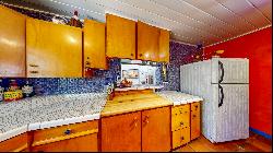 212 Peralta Street, Taos NM 87571