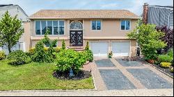 909 Gerry Avenue, Lido Beach NY 11561