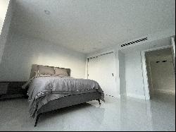 290 174th St, #2309, Sunny Isles Beach, FL