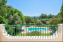 Aubagne, the Garlaban - Provencal Property with Pool