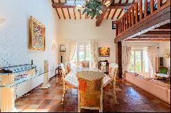 Aubagne, the Garlaban - Provençal Property with Pool