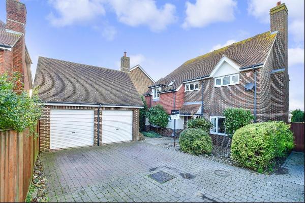 Foreland Heights, Broadstairs, Kent CT10 3FU