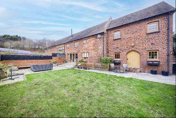 Common Farm Crown Lane Iverley Stourbridge, West Midlands, DY8 2SA