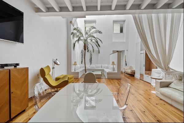 Olhão, stunning home with terrace and sea views in the old town.